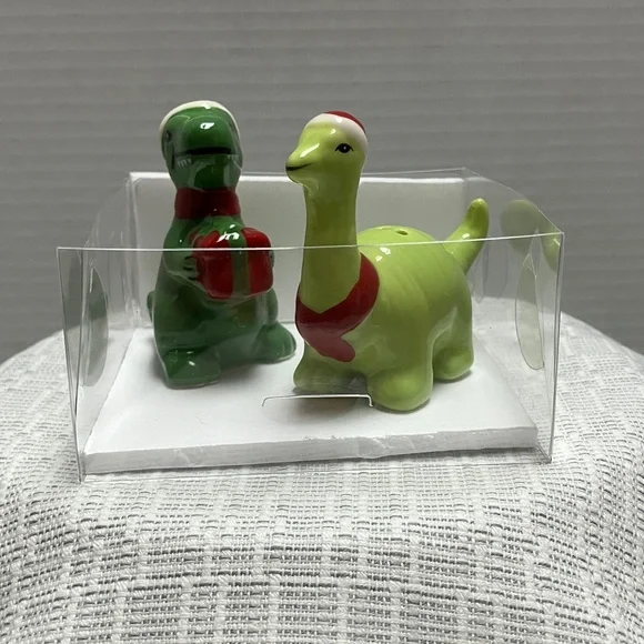 Dinosaur Christmas Salt and Pepper Shakers - Picture 8 of 8